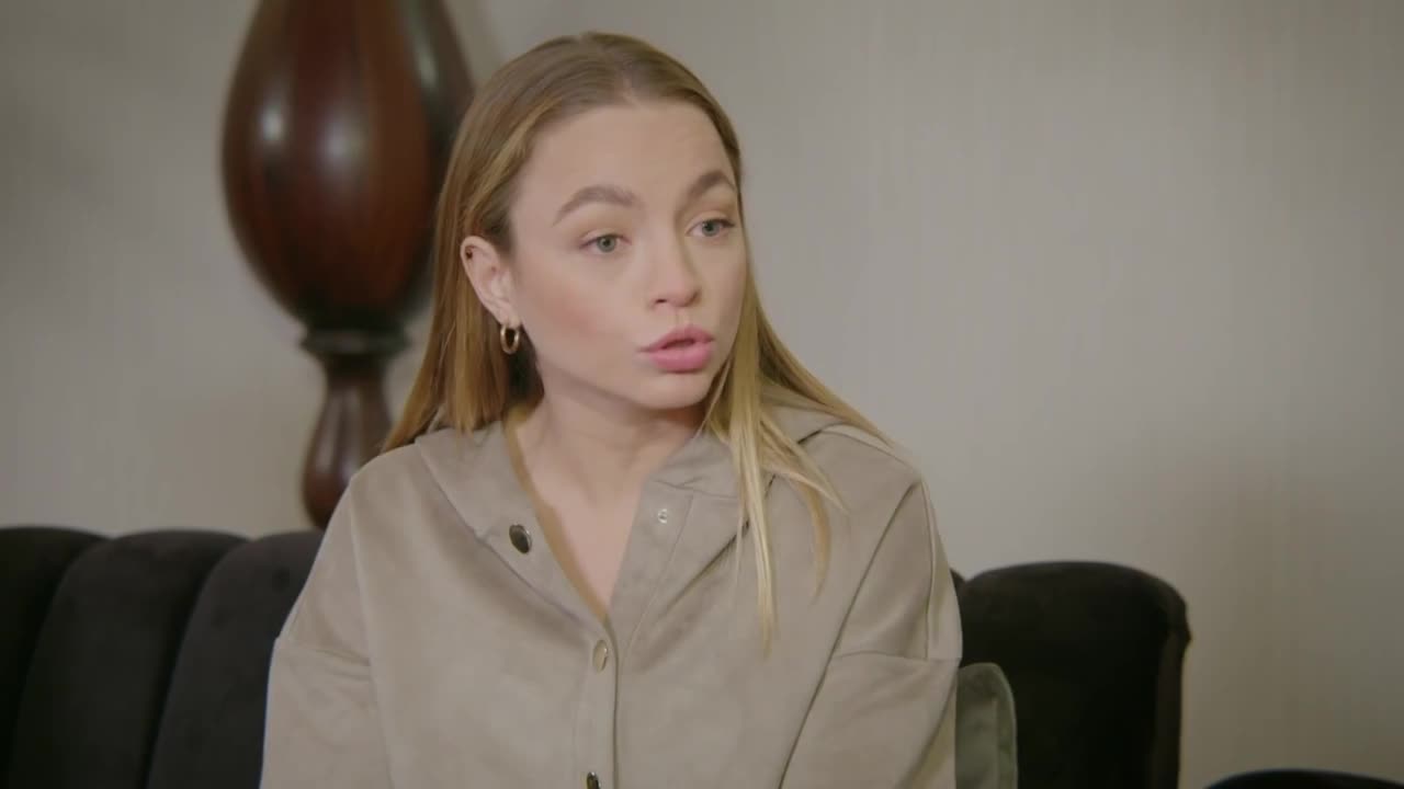 Кадры из сериала Сломанные жизни 10 серия 2 сезон (2021)