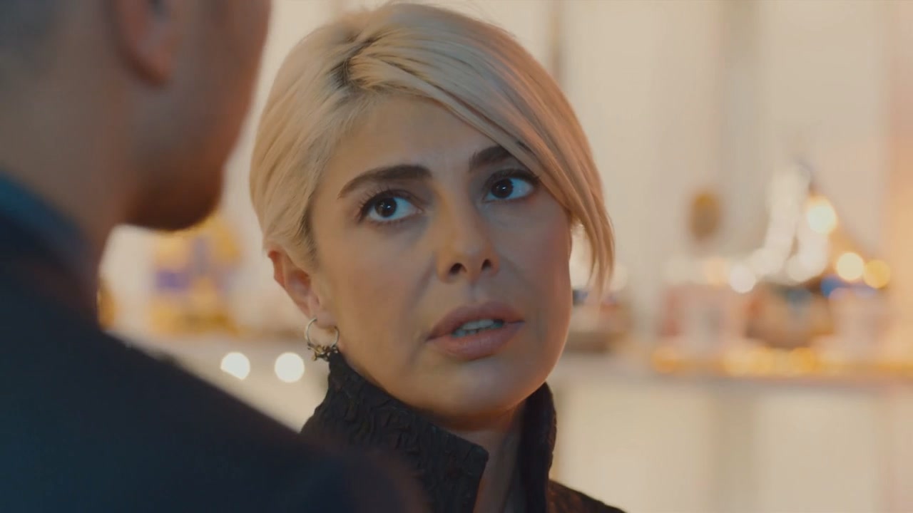 Кадры из сериала Внутри 12 серия 1 сезон (2016)