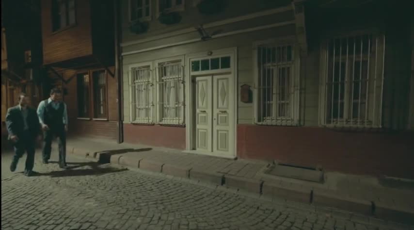 Кадры из сериала Дядя Кара 12 серия 2 сезон (2012)