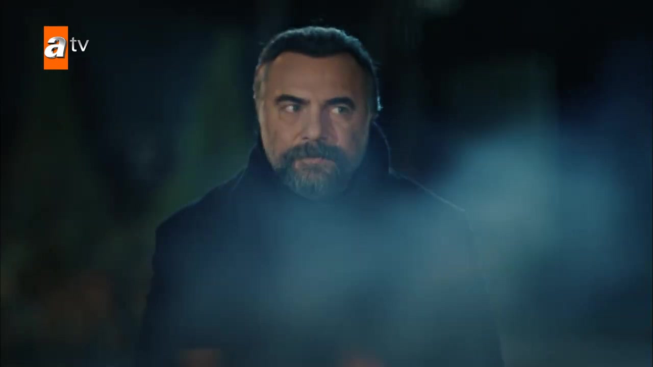 Кадры из сериала Мафия не может править миром (2015)