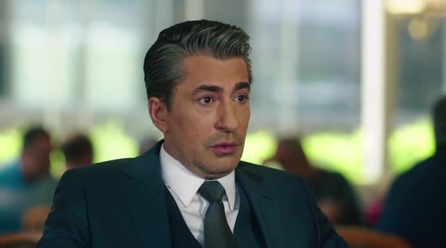 Кадры из сериала Вдребезги (2014)