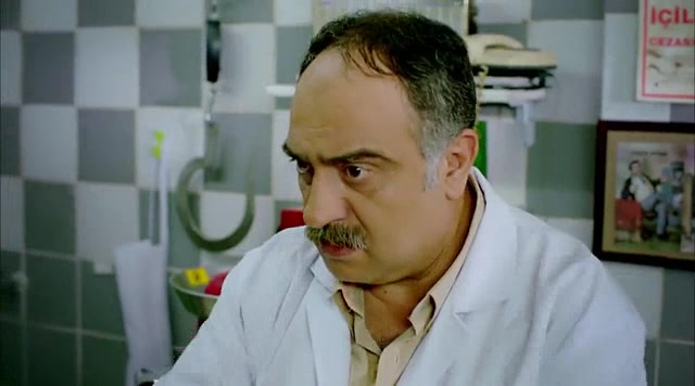 Кадры из сериала Иффет 1 серия 1 сезон (2011)