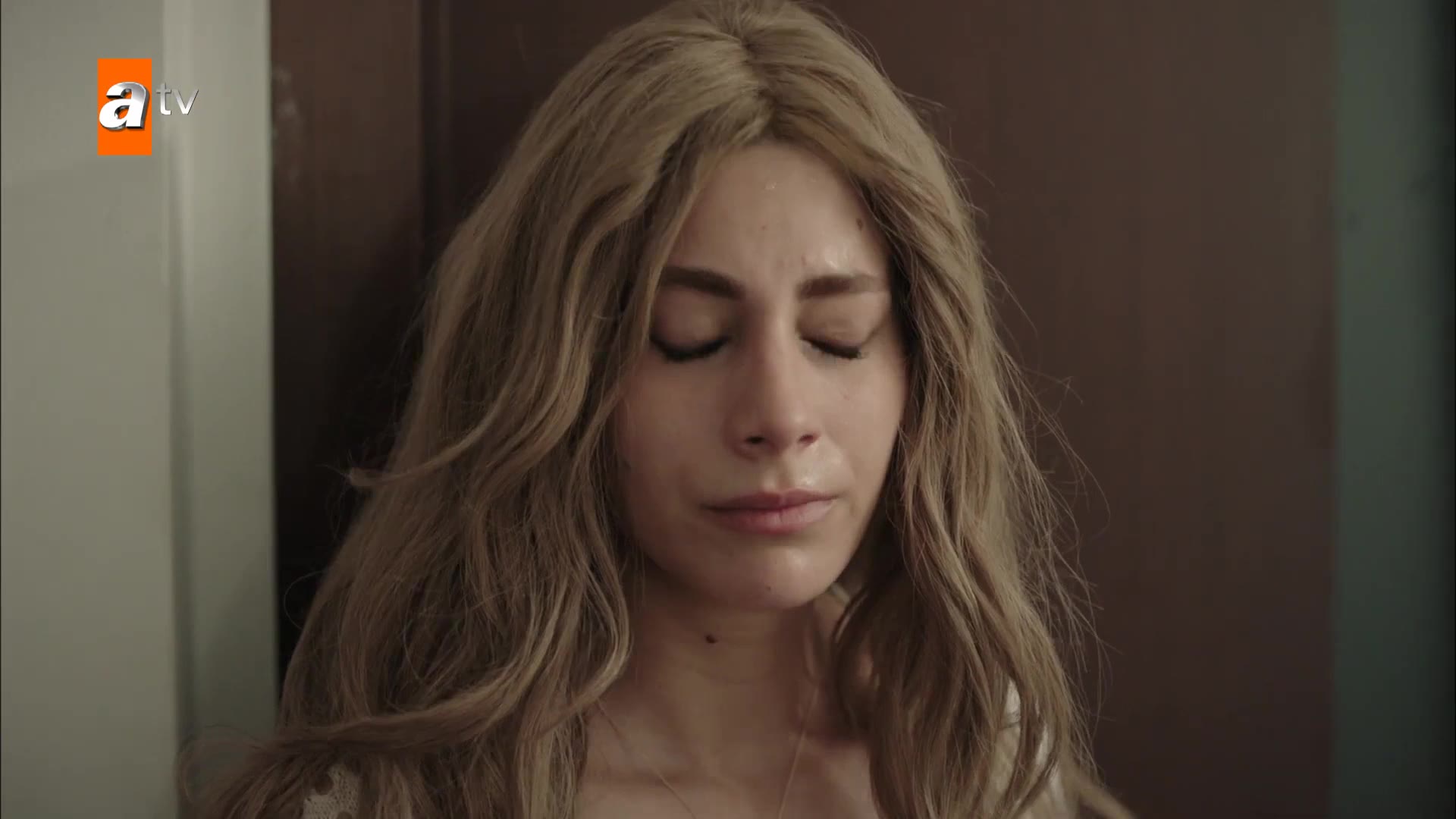 Кадры из сериала Лучик света 3 серия 1 сезон (2022)