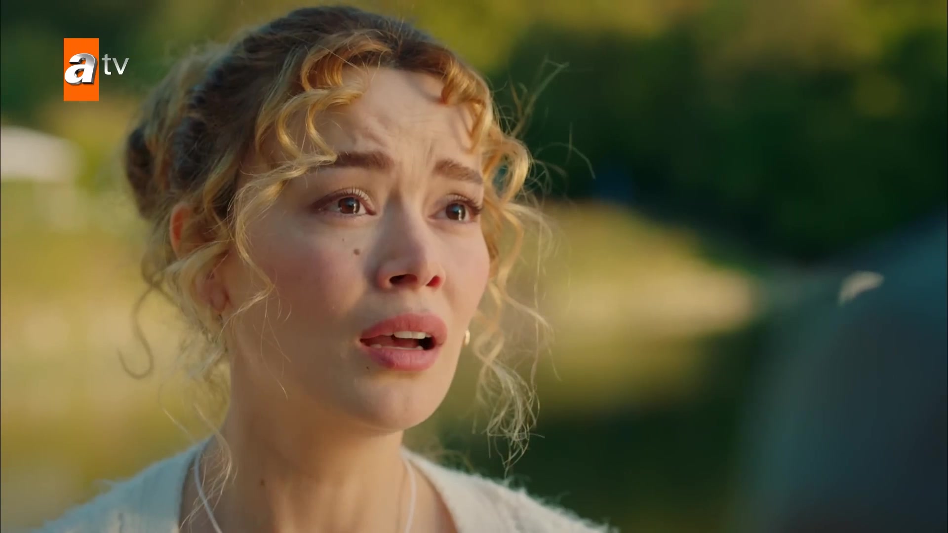 Кадры из сериала Лучик света 9 серия 1 сезон (2022)