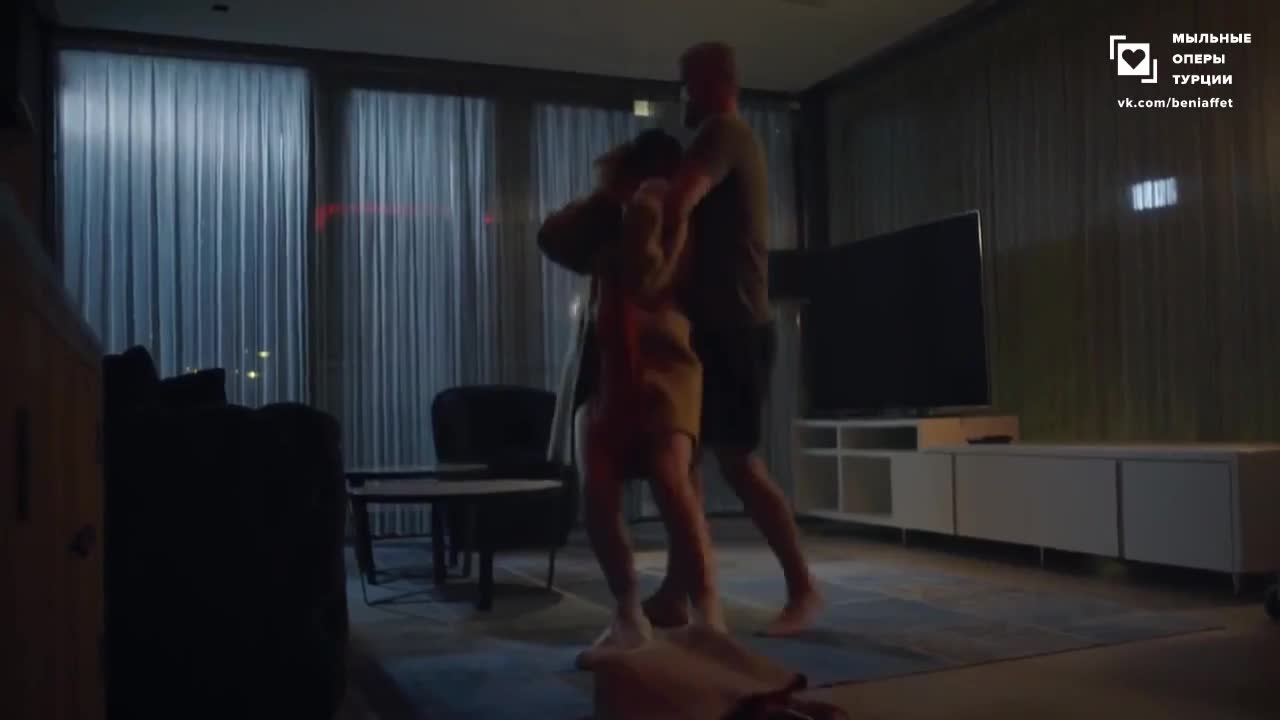 Кадры из сериала Синхрон 1 серия 1 сезон (2021)