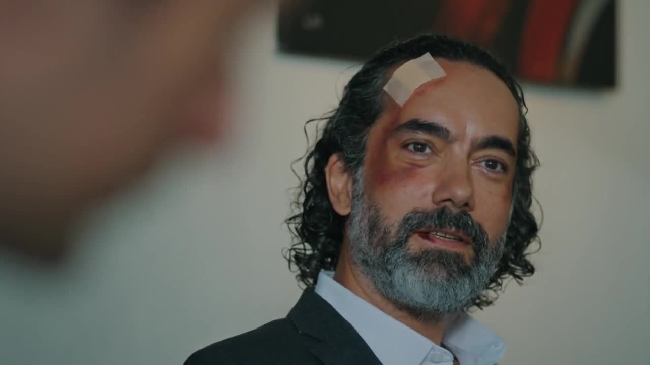 Кадры из сериала Девушка за стеклом 8 серия 3 сезон (2021)