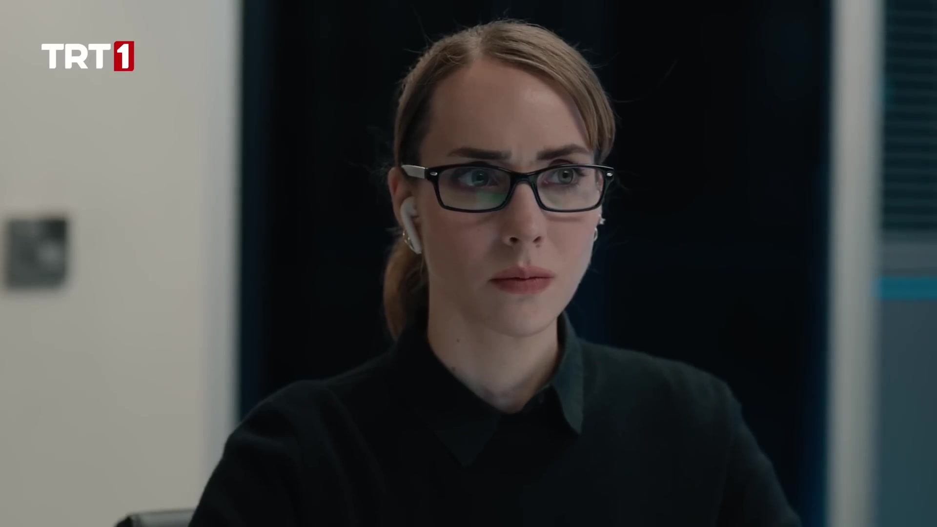 Кадры из сериала Контора (2021)