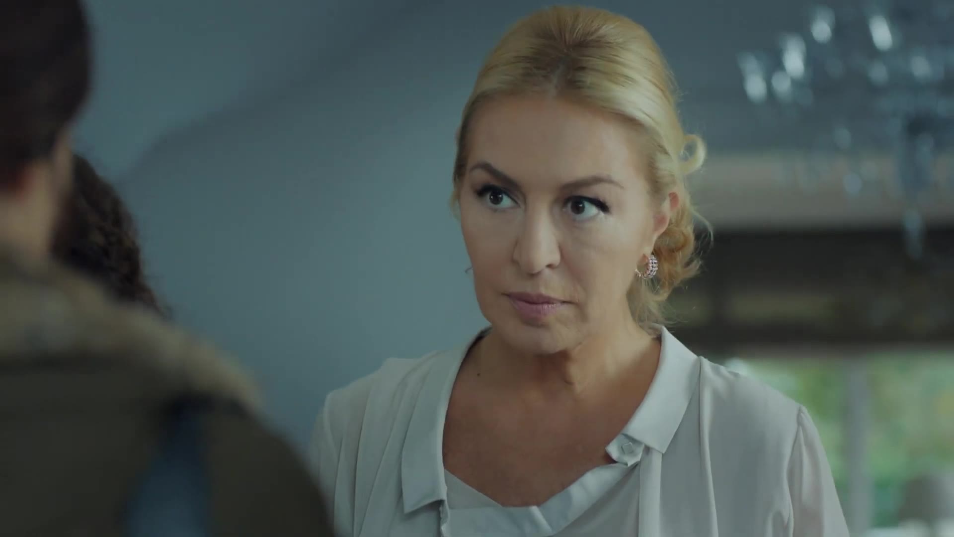 Кадры из сериала Мама (2016)