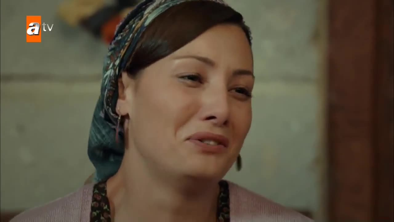 Кадры из сериала Любовь и Мави 3 серия 2 сезон (2016)
