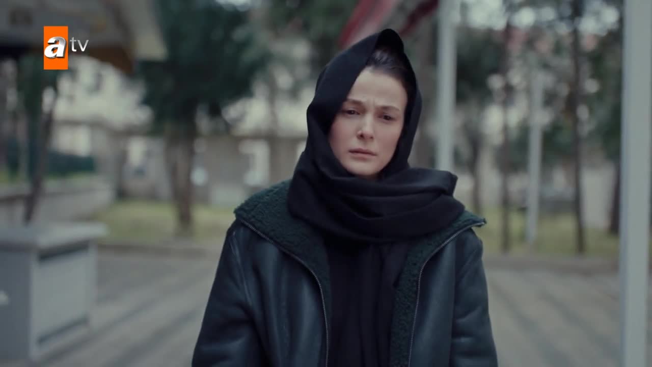 Кадры из сериала Нападающий (2021)