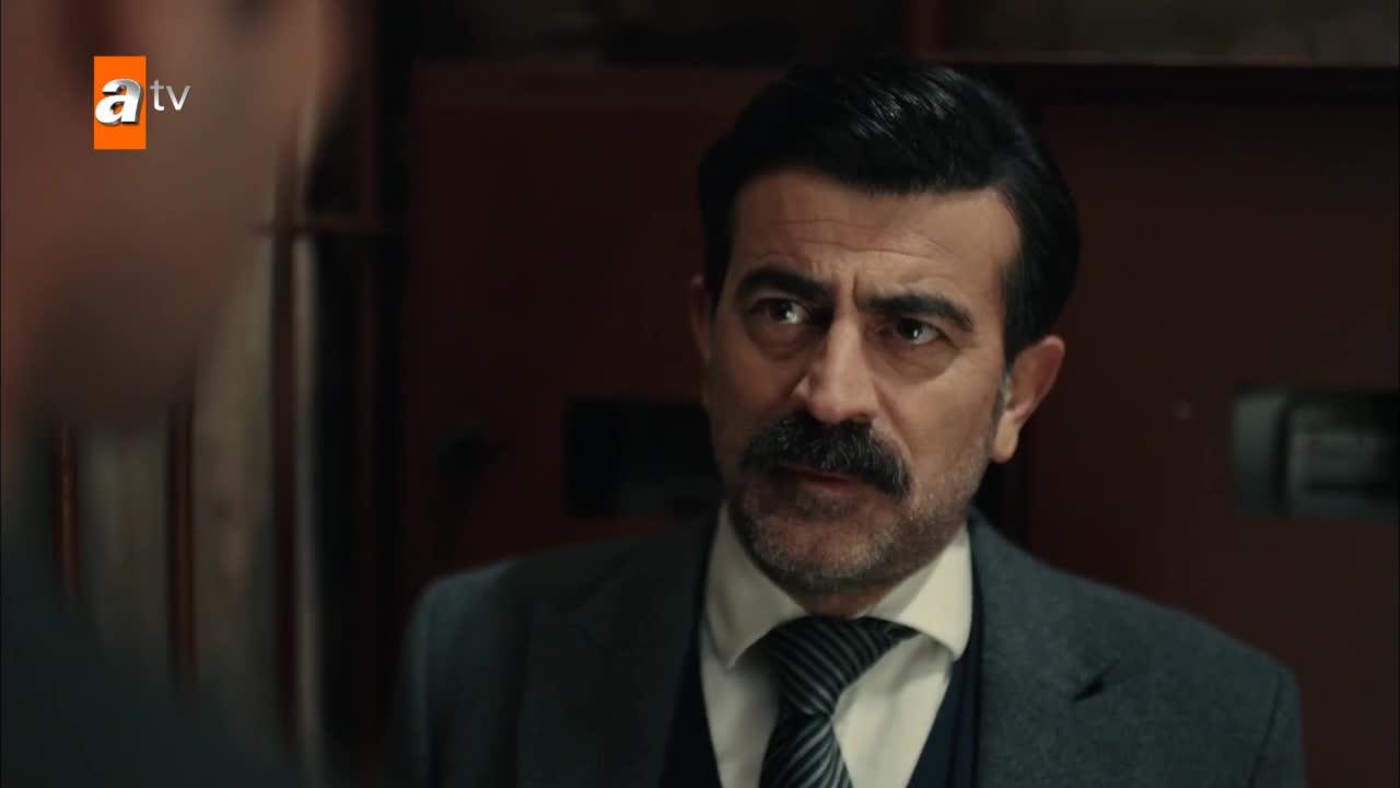 Кадры из сериала Нападающий (2021)