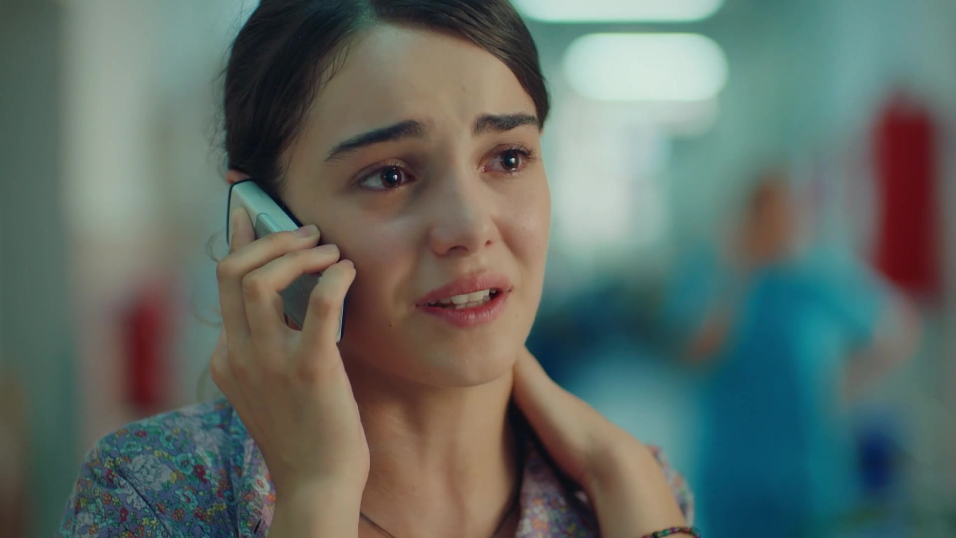 Кадры из сериала Любовь заставит плакать 5 серия 1 сезон (2019)