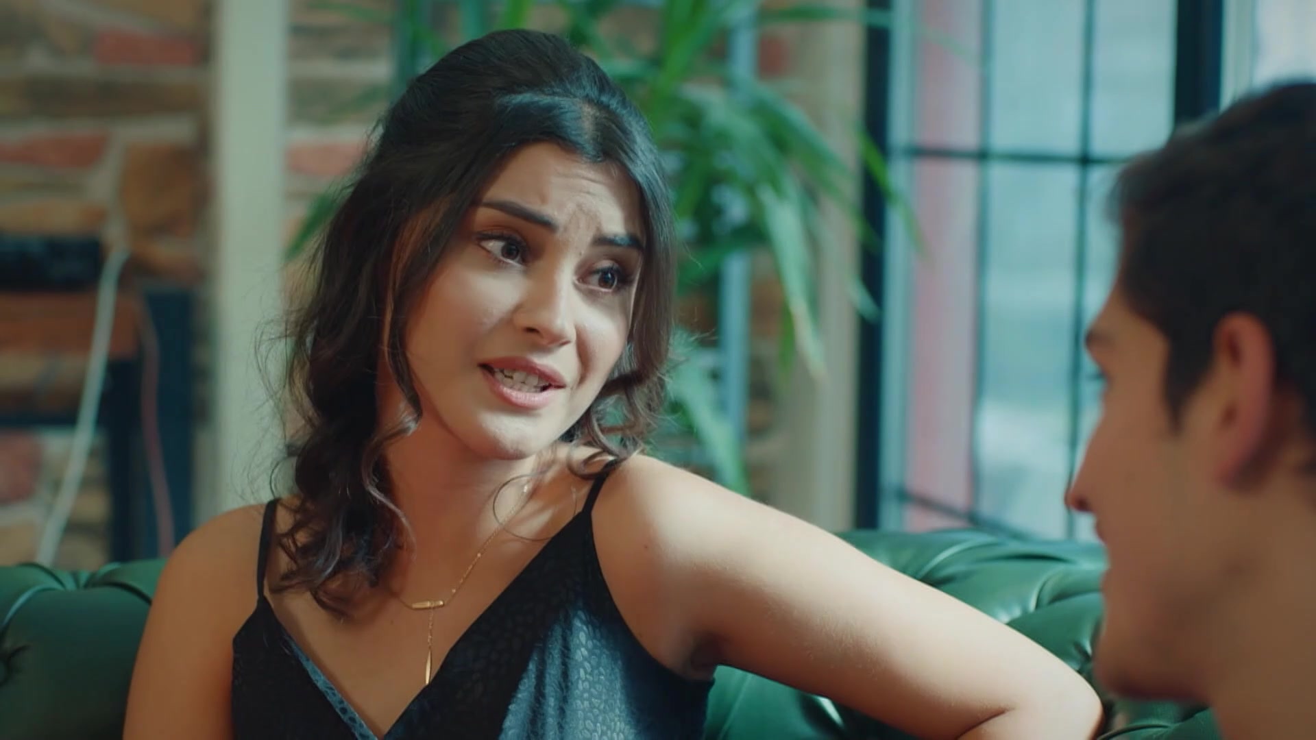 Кадры из сериала Любовь заставит плакать 10 серия 1 сезон (2019)