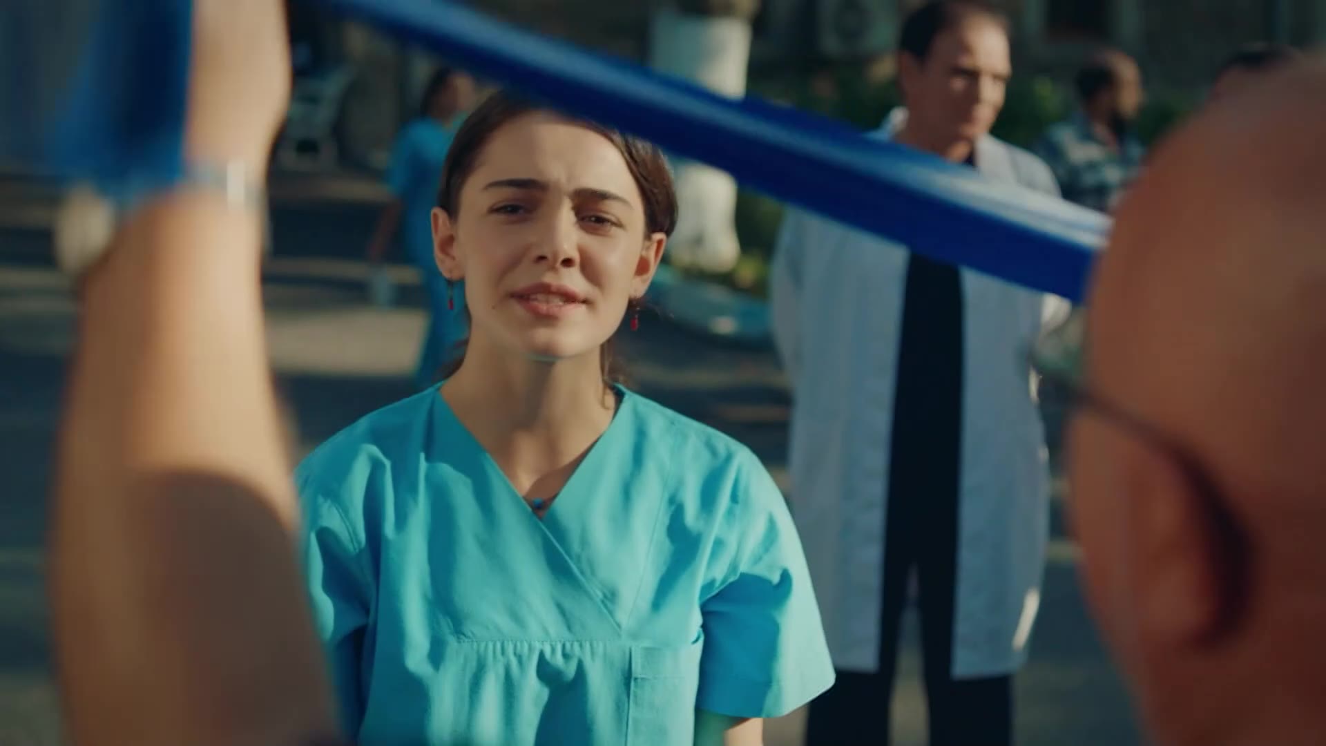 Кадры из сериала Любовь заставит плакать 15 серия 1 сезон (2019)