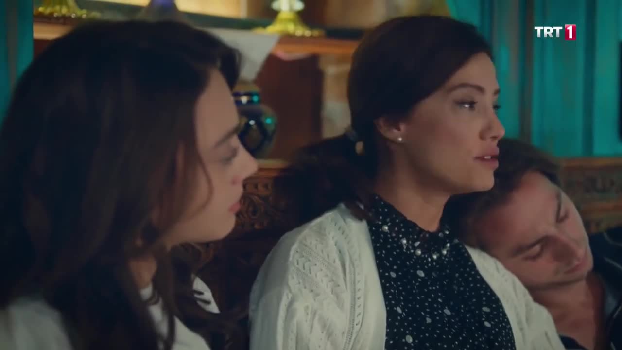 Кадры из сериала Меня зовут Мелек 12 серия 2 сезон (2019)