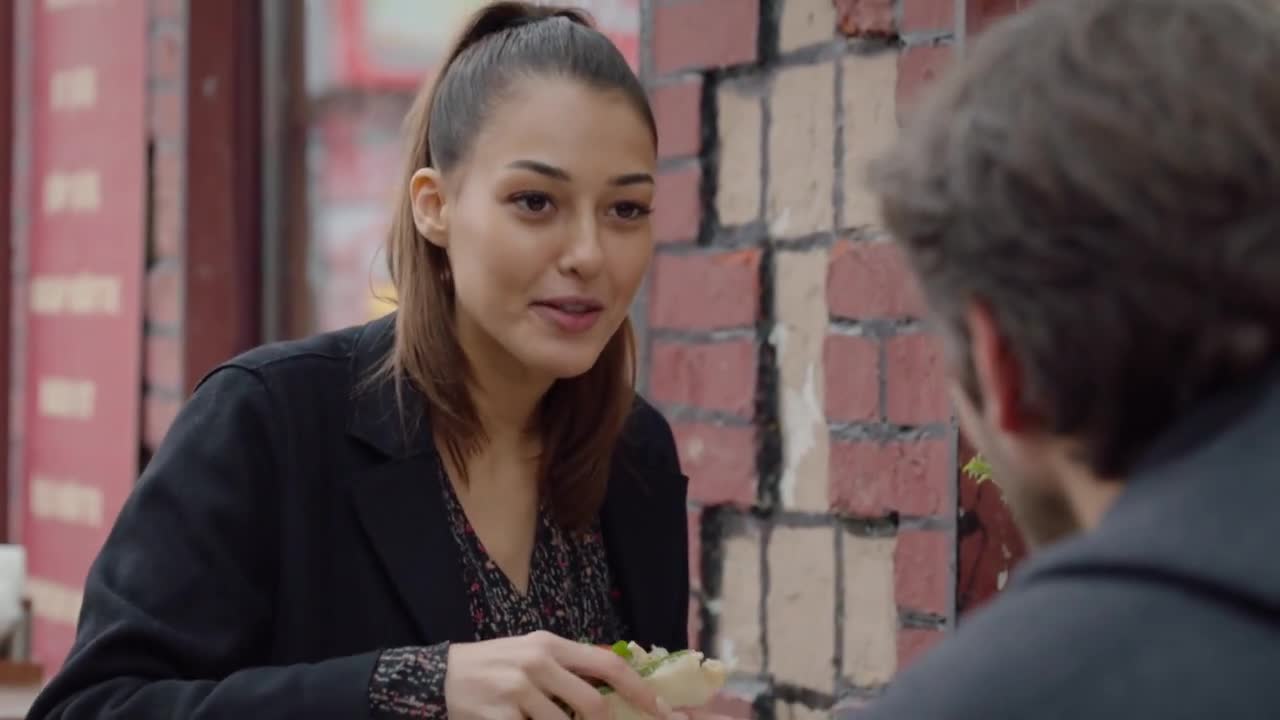 Кадры из сериала Яркое пламя 7 серия 1 сезон (2020)