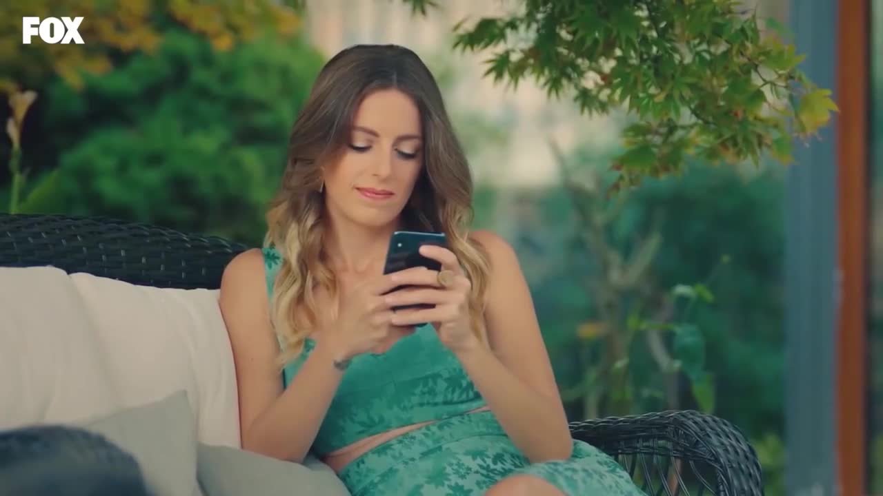Кадры из сериала Постучись в мою дверь 9 серия 1 сезон (2020)