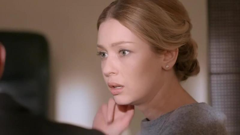 Кадры из сериала Восток-Запад 17 серия 1 сезон (2016)